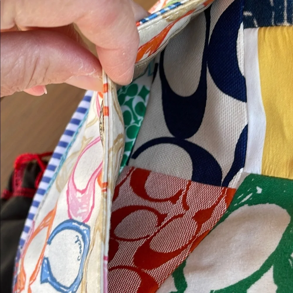 Coach M0673-10441 Hampton Hobo Multicolor Patchwork Shoulder Bag - Picture 8 of 9